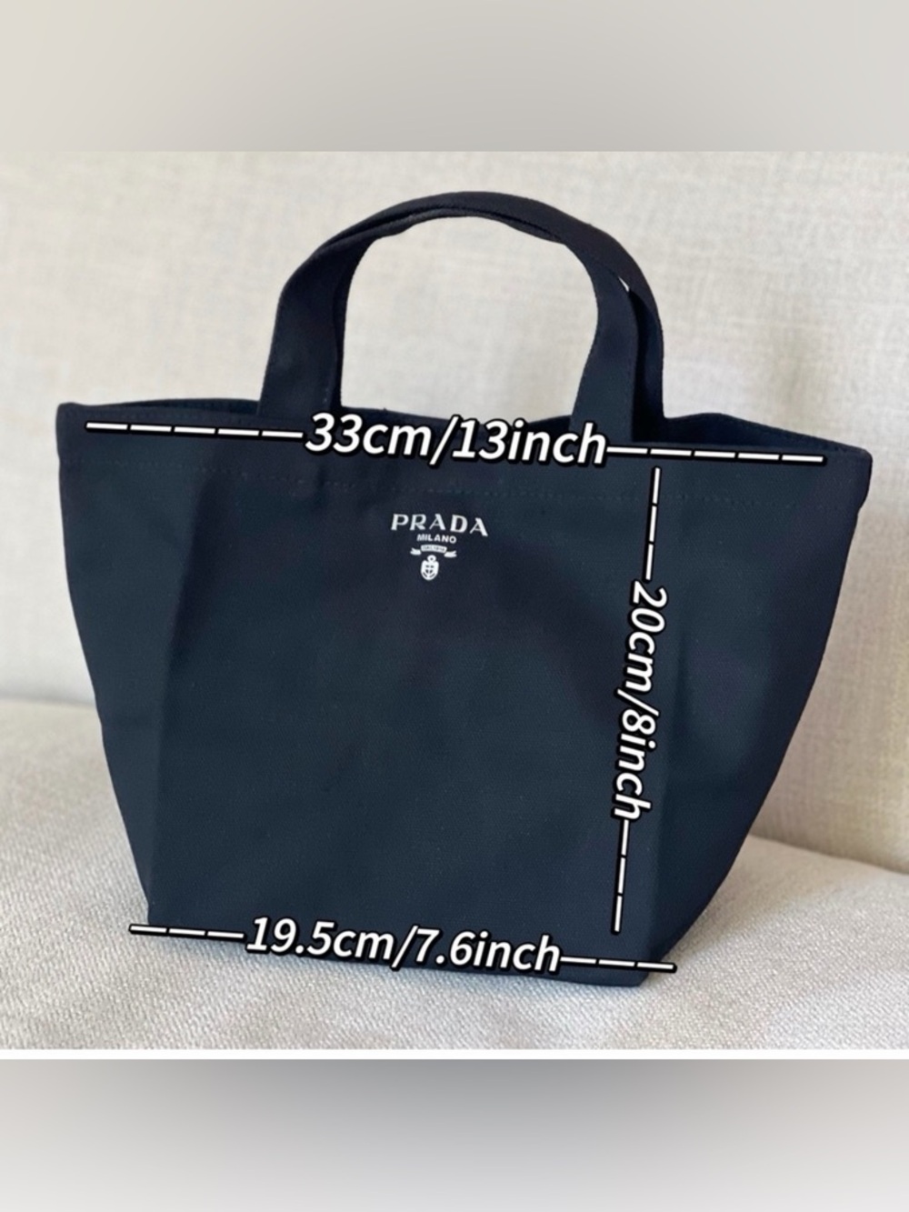 Prada Beauty Black Toilet
Pouch/Lunch Bag - Picture 10 of 10